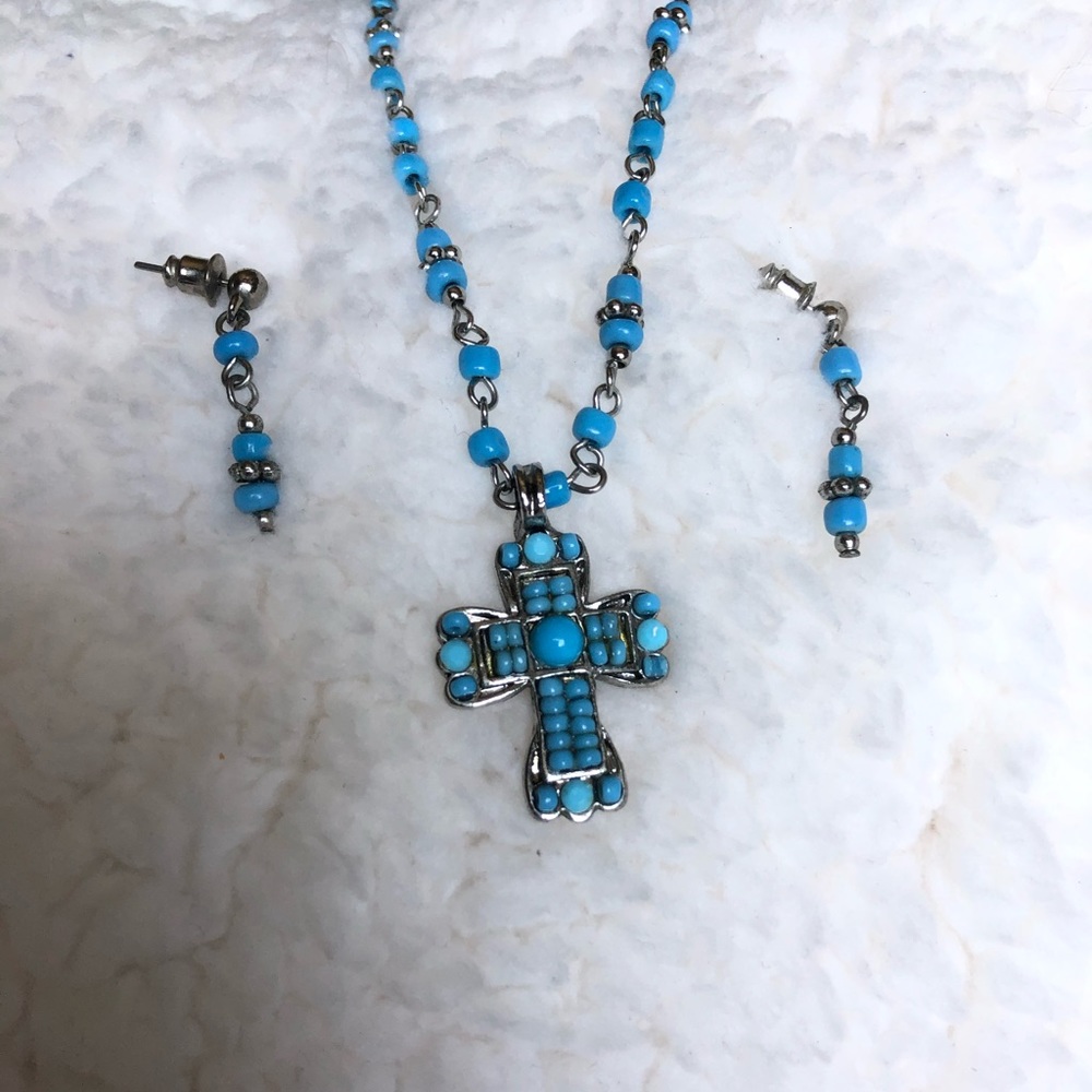 💝 3/$10 or 4/$12 💝 Turquoise Earrings & Necklace